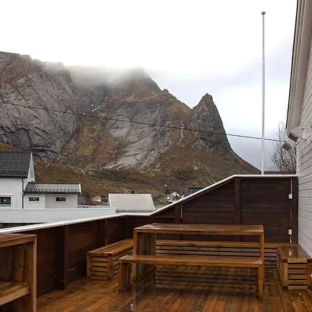 Reinebringen Trail House 모스케네스