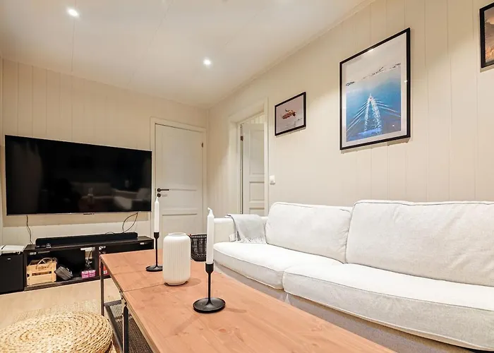 Reinebringen Trail House * Moskenes