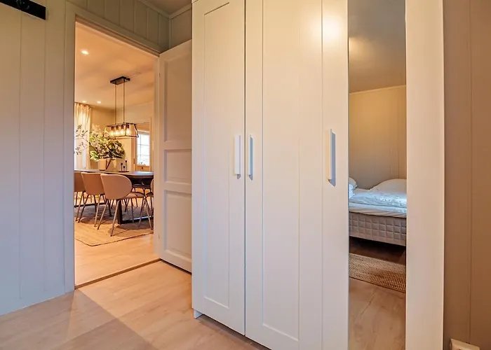 Reinebringen Trail House Moskenes