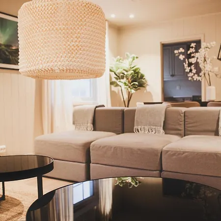 Tatil Evi Reinebringen Trail House Moskenes